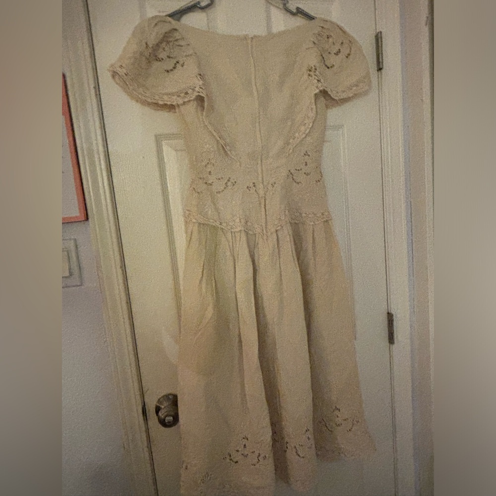 Linen Dress - Picture 2 of 4